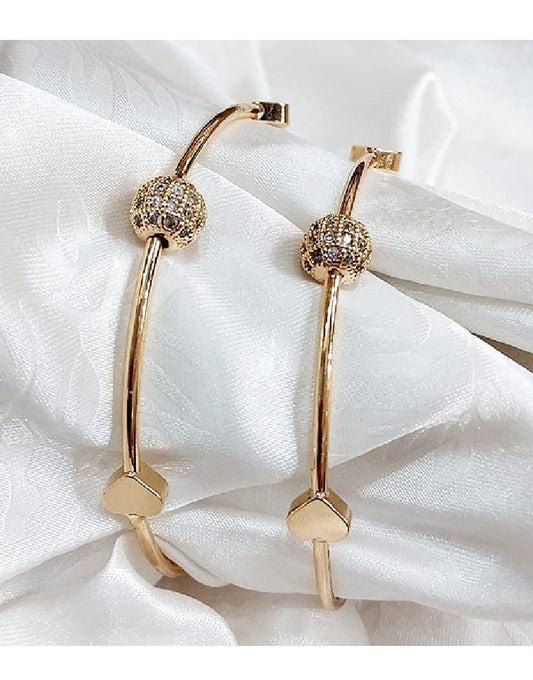 Pair Of Adjustable Golden Bracelet Kara For Women